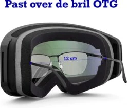 FLAKER Fire Zwart - Magnetische Skibril + Beschermcase - Cat. 3 15 FLAKER Fire Zwart - Magnetische Skibril + Beschermcase - Cat. 3 -SINNER || Brunotti || Barts Verkoop 1200x1021