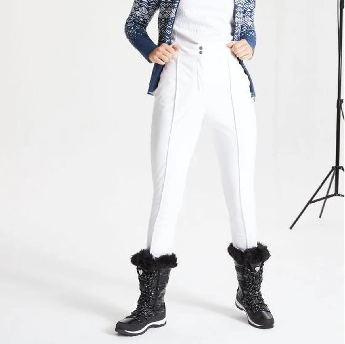 Dare 2b Dare2B Slender II Versierd Met Kristallen - Waterdichte Skibroek - Wintersportbroek - Vrouwen - Wit 3 Dare 2b Dare2B Slender II Versierd Met Kristallen - Waterdichte Skibroek - Wintersportbroek - Vrouwen - Wit