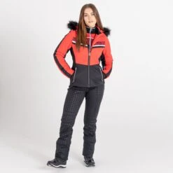 Dare 2b De Dare2B Dynamite Ski-jas - Wintersportjas - Dames - Waterdicht - Geïsoleerd - Rood 16 Dare 2b De Dare2B Dynamite Ski-jas - Wintersportjas - Dames - Waterdicht - Geïsoleerd - Rood -SINNER || Brunotti || Barts Verkoop 1200x1200 167