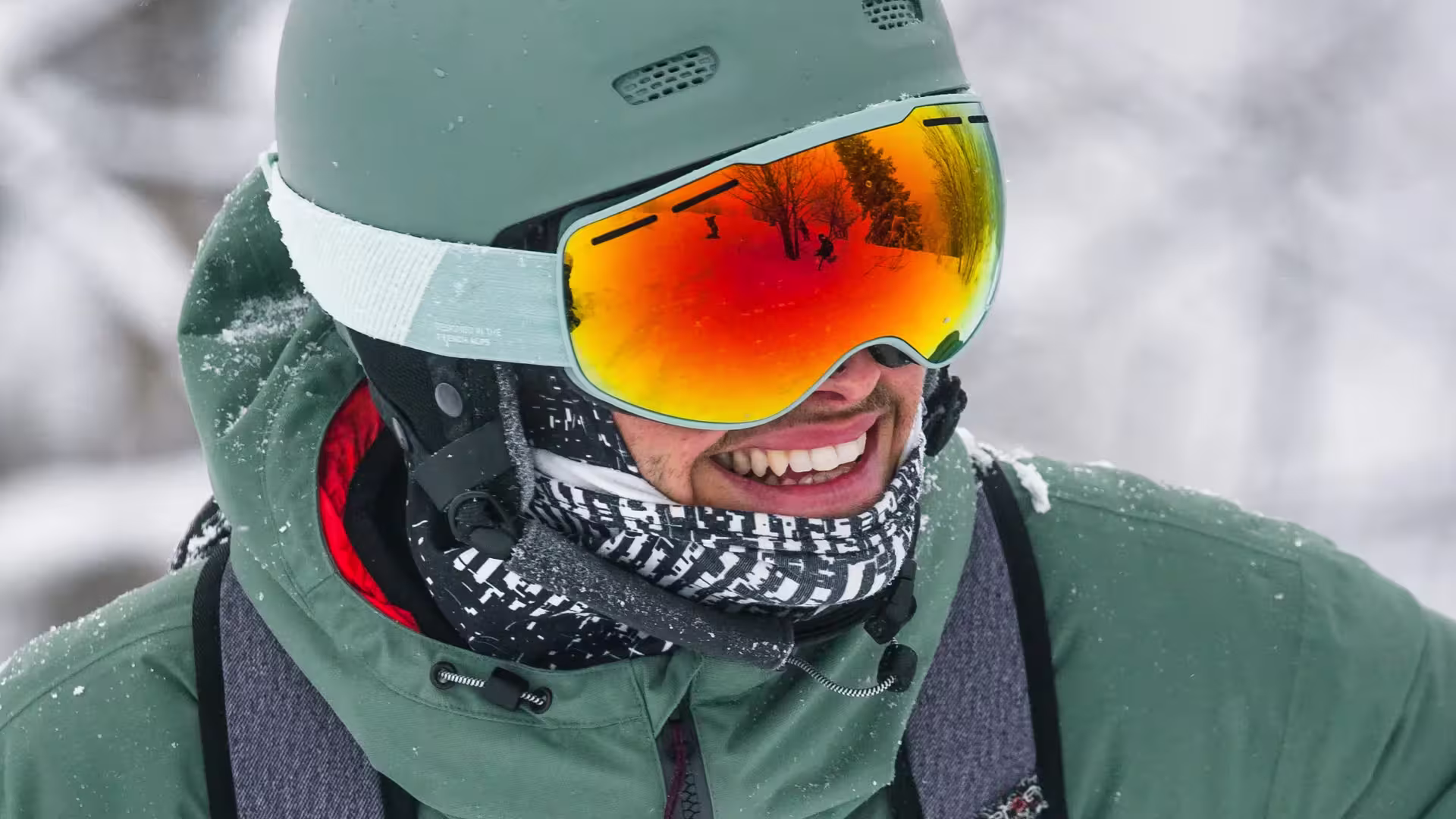SINNER || Brunotti || Barts Verkoop 20 SINNER || Brunotti || Barts Verkoop -SINNER || Brunotti || Barts Verkoop man wearing ski goggles